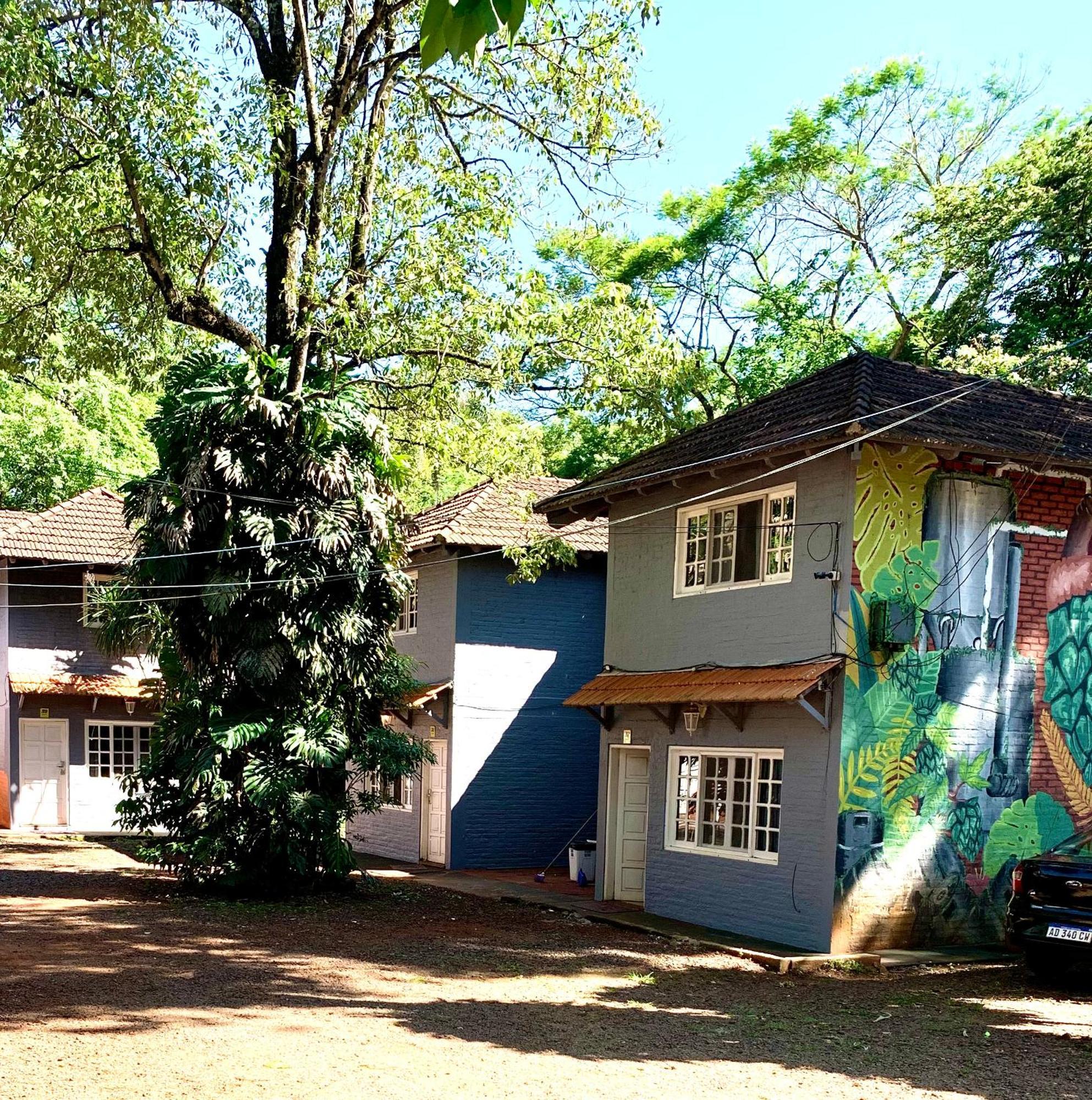 Beer Hotel Iguazú Puerto Iguazú Buitenkant foto